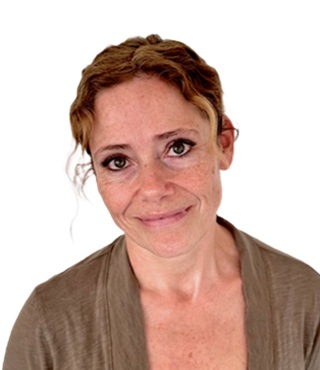 Frau Jeannine Dischö